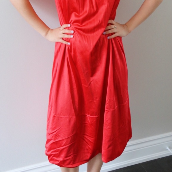 80’s Red Silky Mandarin Style Nightgown - Picture 5 of 8
